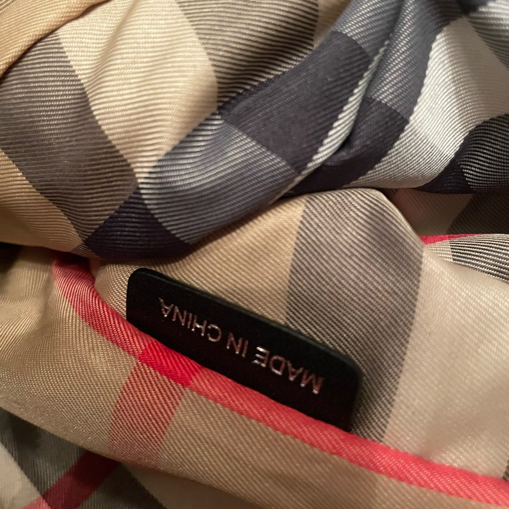 Burberry Black Nylon Tote with Leather Handles - Picture 5 of 7